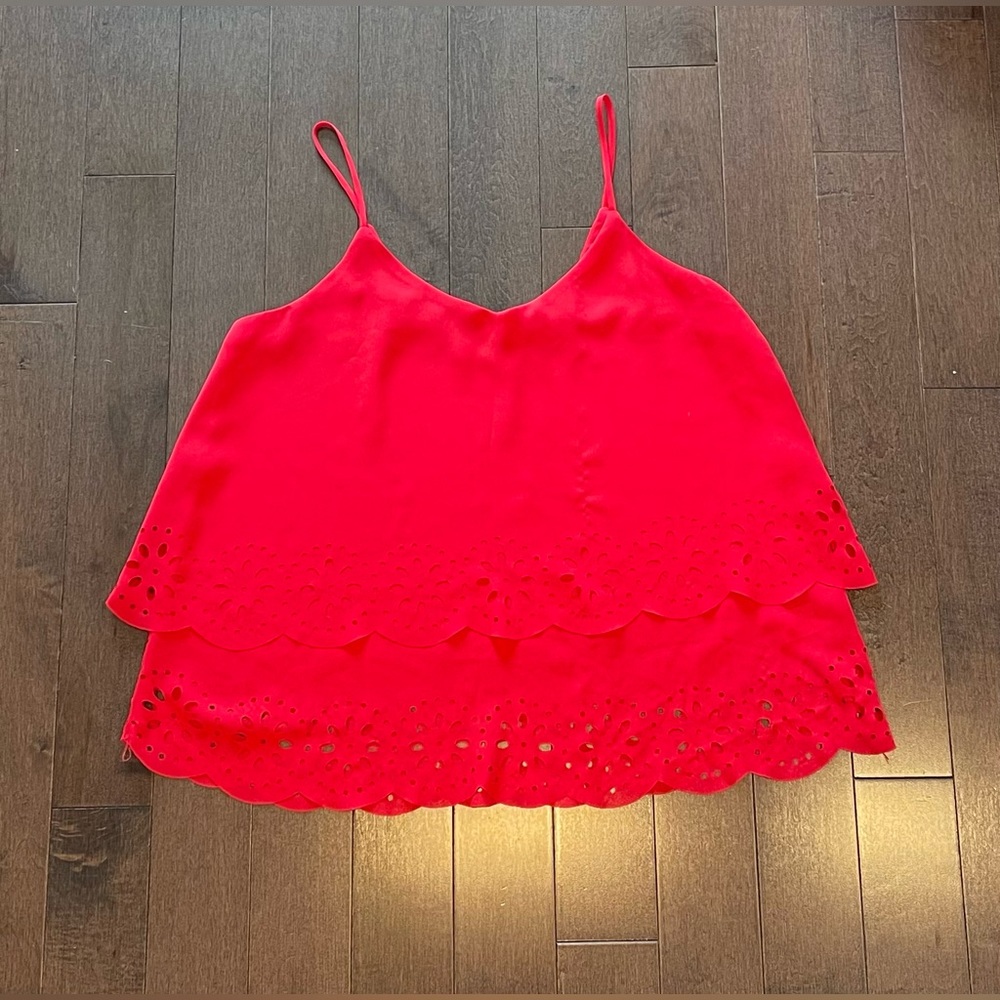Myán / Flowy Eyelet Tank
